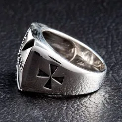 Bikerringshop Sterling Silver Garnet Cross Biker Rings -Outlet Rings Store Garnet Cross Biker Ring 3