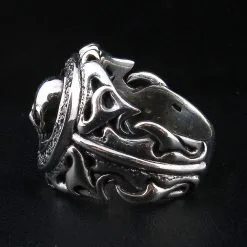 Bikerringshop Sterling Silver Tribal Garnet Skull Gothic Ring -Outlet Rings Store IMG 0436