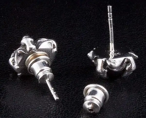 Bikerringshop 925 Sterling Silver Red Gothic Claw Earrings 5 Bikerringshop 925 Sterling Silver Red Gothic Claw Earrings - Image 3