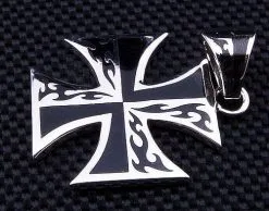 Bikerringshop Sterling Silver Maltese Cross Pendant -Outlet Rings Store IMG 2393