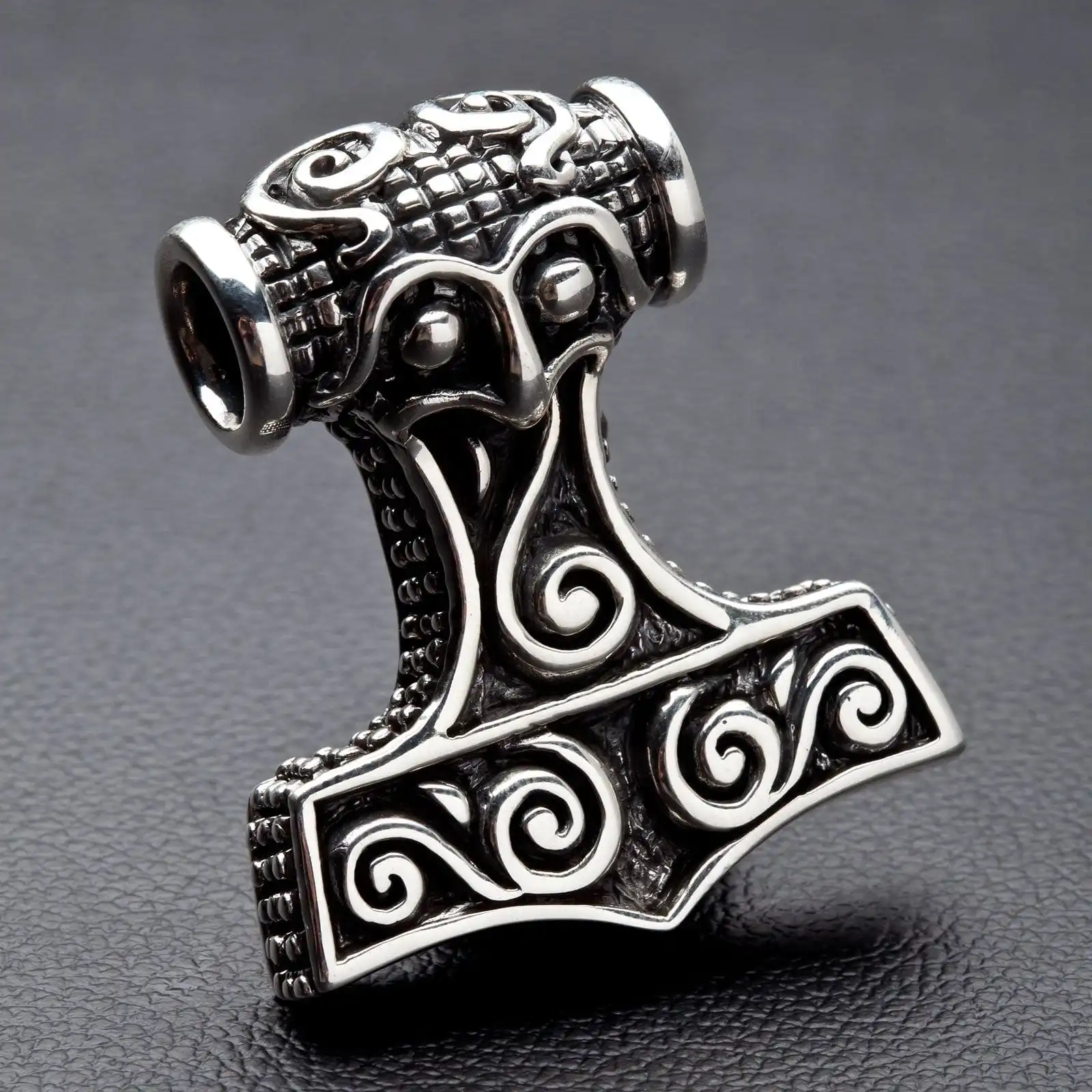 Bikerringshop Big Silver Thors Hammer Mens Pendant Necklace 5 Bikerringshop Big Silver Thors Hammer Mens Pendant Necklace - Image 3