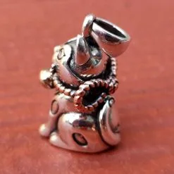 Bikerringshop Japanese Maneki-Neko Cat Pendant -Outlet Rings Store Maneki Neko Cat Pendant 3