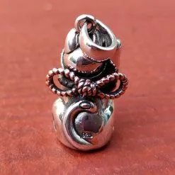 Bikerringshop Japanese Maneki-Neko Cat Pendant -Outlet Rings Store Maneki Neko Cat Pendant 4