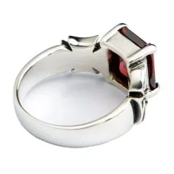 Bikerringshop Red Garnet Sterling Silver Iron Cross Ring -Outlet Rings Store b378e31f 6405 4c96 b063 a604529fdd6c ITRT8E