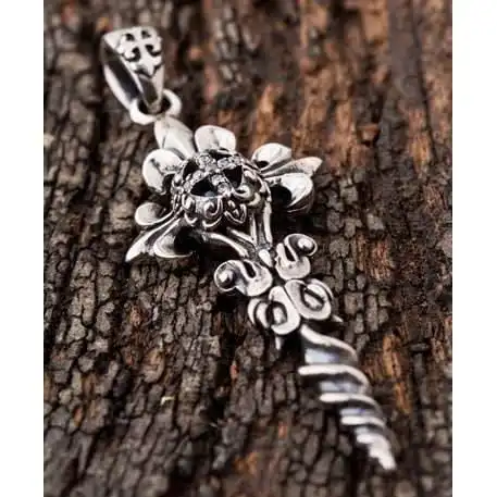 Bikerringshop Diamond Gothic Silver Cross Pendant 9 Bikerringshop Diamond Gothic Silver Cross Pendant - Image 7