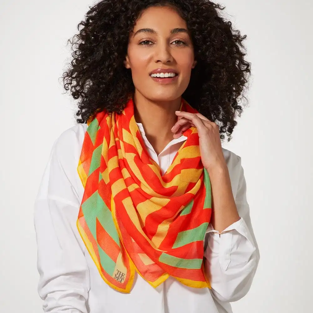 The Metropolitan Museum Of Art Gee's Bend Kennedy Basket-Weave Oversize Square Scarf 4 The Metropolitan Museum Of Art Gee's Bend Kennedy Basket-Weave Oversize Square Scarf - Image 2