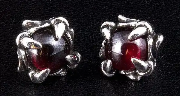 Bikerringshop 925 Sterling Silver Red Gothic Claw Earrings 3 Bikerringshop 925 Sterling Silver Red Gothic Claw Earrings