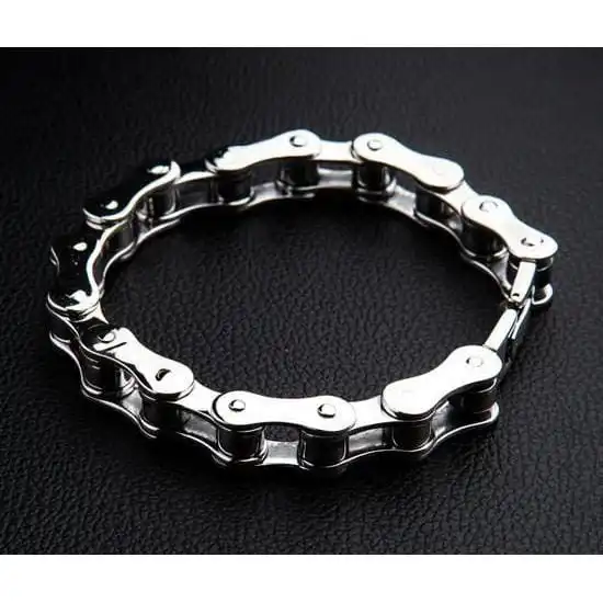 Bikerringshop Small Sterling Silver Bike Chain Bracelet 8 Bikerringshop Small Sterling Silver Bike Chain Bracelet - Image 6