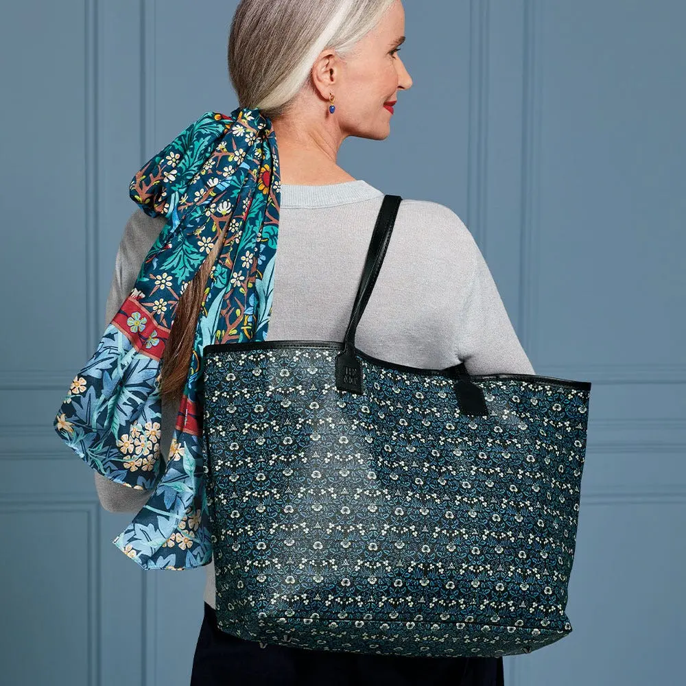 The Metropolitan Museum Of Art William Morris Mixed Patterns Oblong Silk Scarf 8 The Metropolitan Museum Of Art William Morris Mixed Patterns Oblong Silk Scarf - Image 6